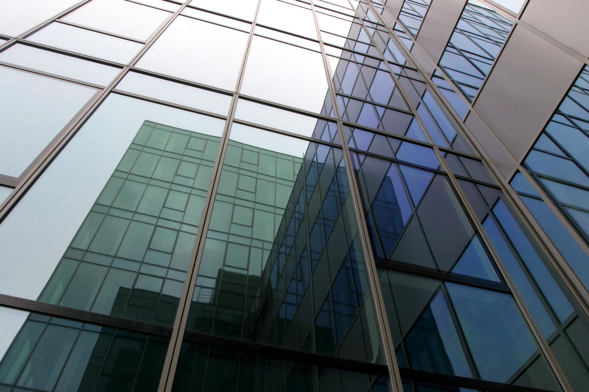 Setterwalls har assisterat Svenska Samhällsfastigheter AB vid portföljavyttring