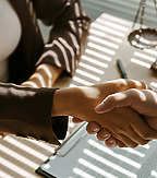 Setterwalls biträder Kjell Group i samband med en riktad nyemission och en företrädesemission om totalt cirka SEK 200 miljoner